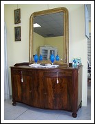 Credenza mossa  in mogano 