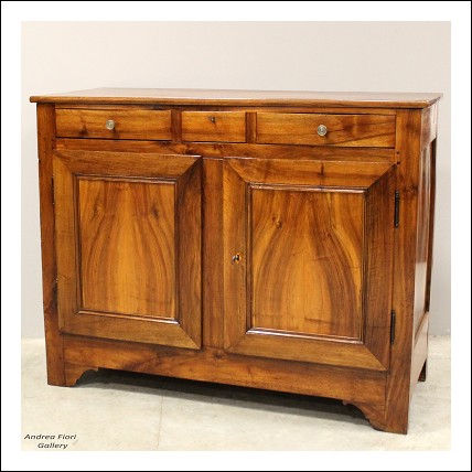 Antica Credenza Luigi Filippo in noce XIX secolo