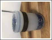 ANTICA SCATOLA IN VETRO OPALINO